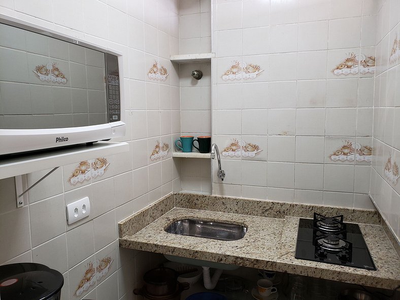 Flat 01 quadra praia pitangueiras Boulevard 1410