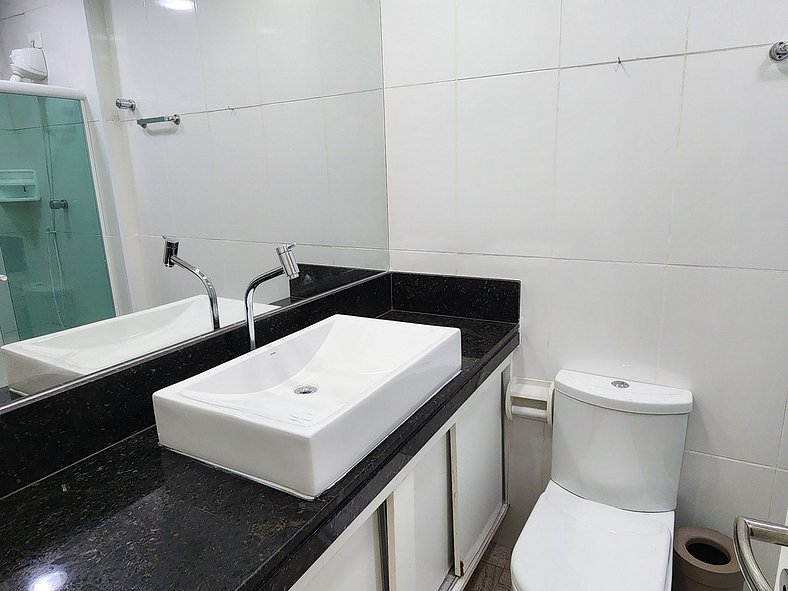 Flat 01 quadra praia pitangueiras Boulevard 1603