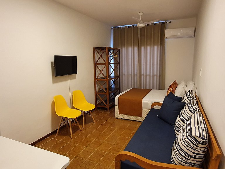 Flat 01 quadra praia pitangueiras Boulevard 1604