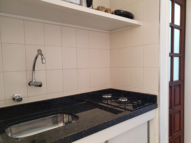 Flat 01 quadra praia pitangueiras Boulevard 1604