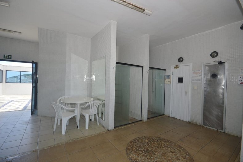 Flat 01 quadra praia pitangueiras Capit Varam 2114