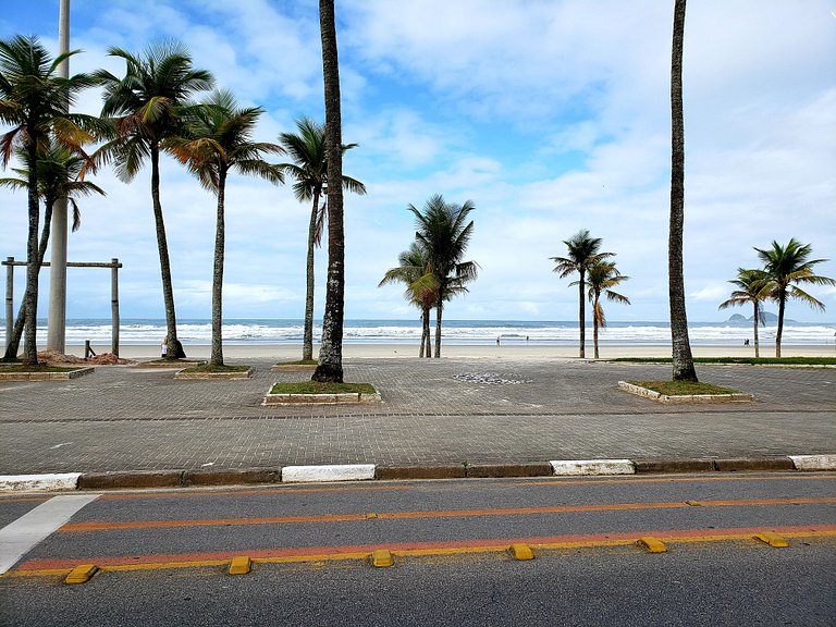 hotel frente ao mar enseada - delphin 1002